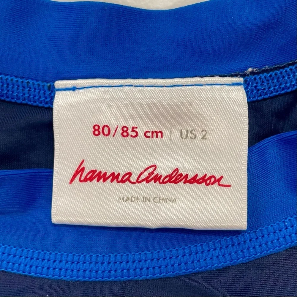 Hanna Andersson Sharks Rash Guard Boys 2 2T 80/85 cm Swim Shirt Navy Blue Summer